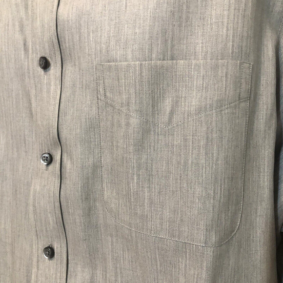 Joseph A Banks Travelor's Collection Mens Tailored Fit Butten Up Shirt Size XL - Picture 3 of 11